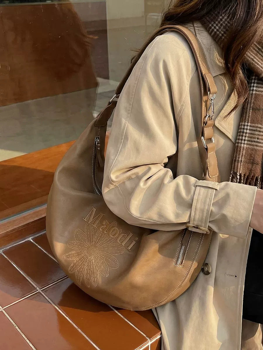 Women's Spring Summer Retro Dumpling Bag Soft Crossbody Purse Work Travel Everyday Purse Everyday Fashion Style for Women