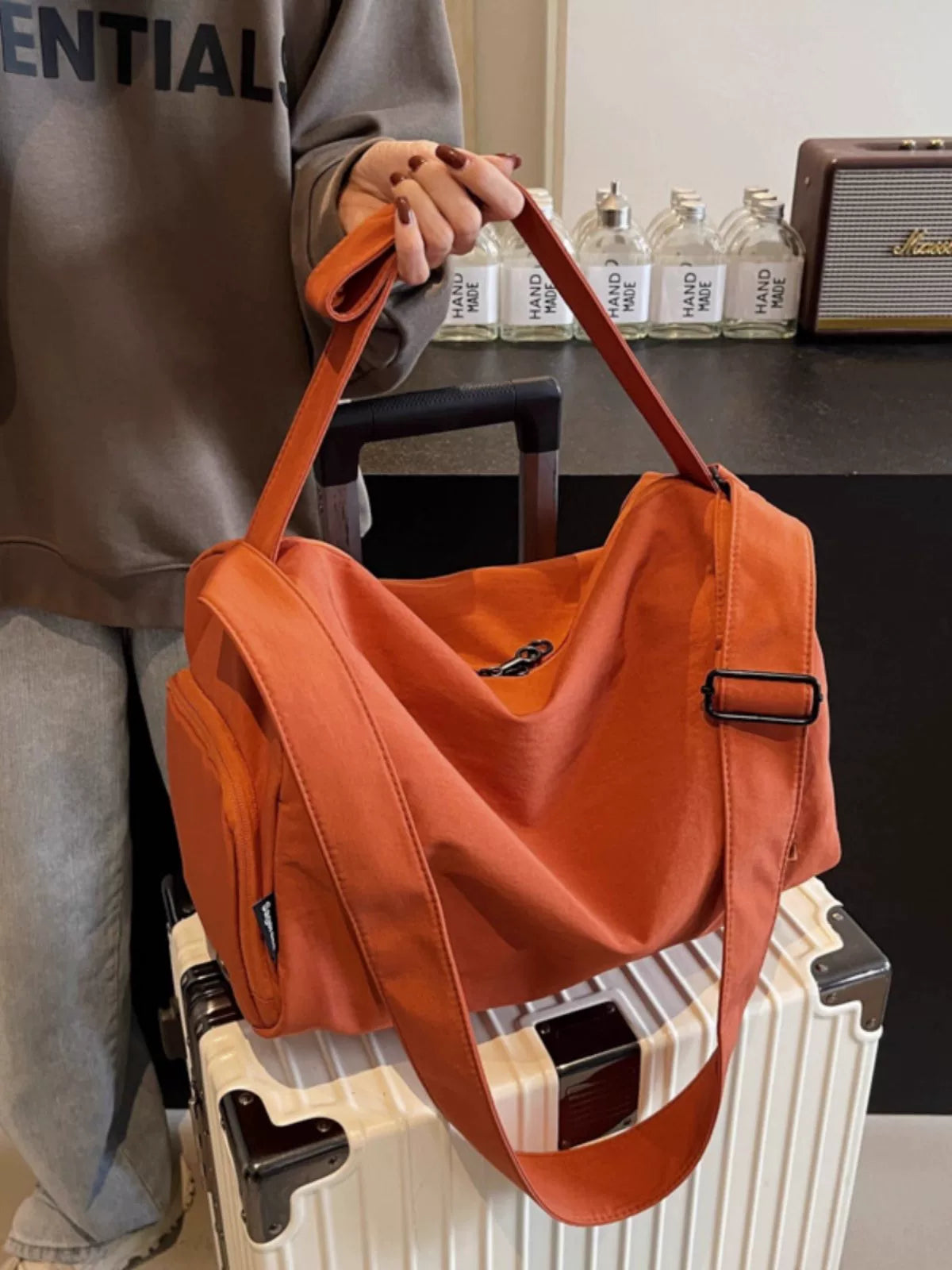 Women's Large-Capacity Travel Duffel Weekend Carry-On Bag for School and Office Work