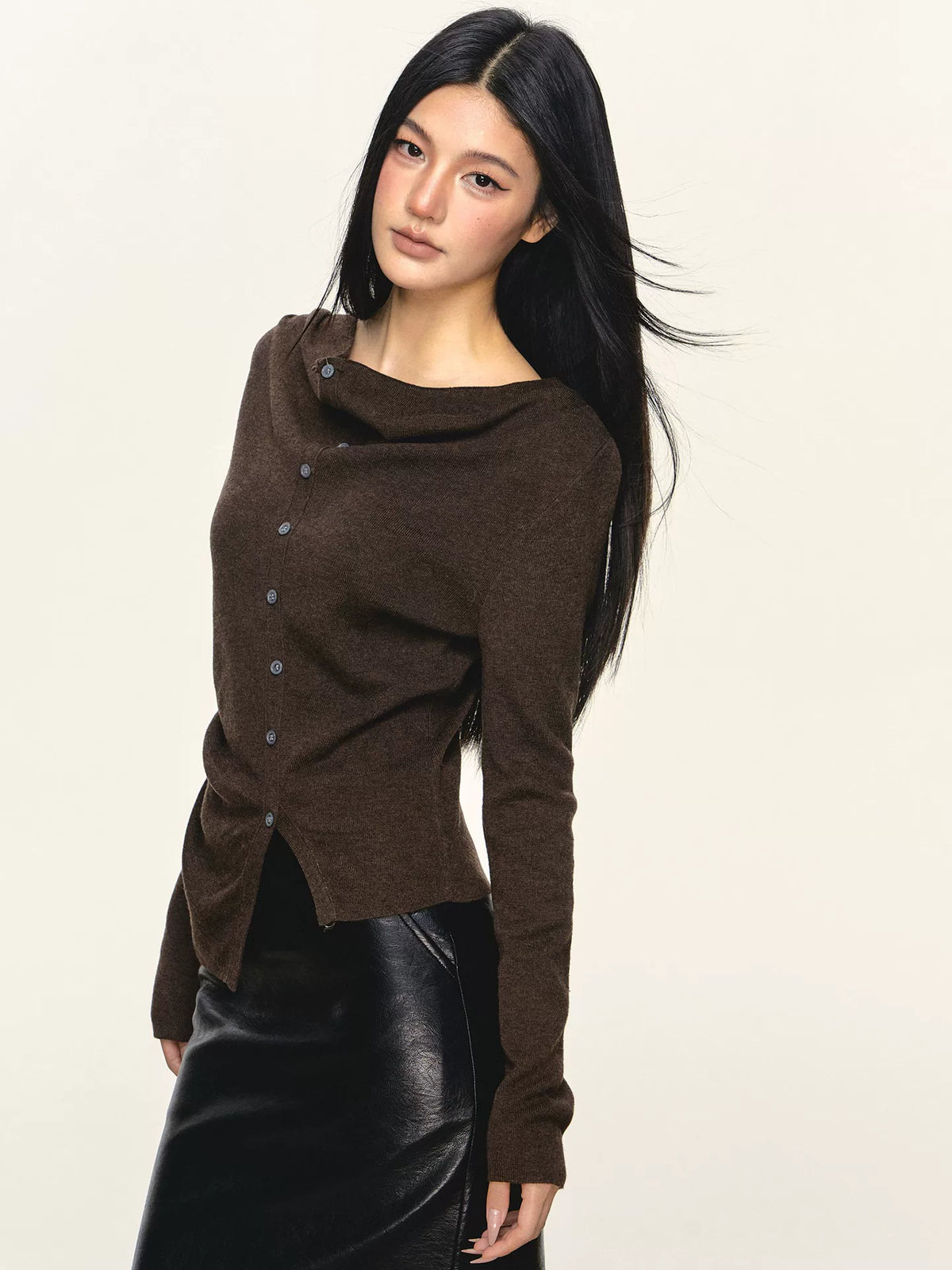 Women's Wool Slim-waist Slim-fit Open-back Long Sleeve Asymmetric Cowl-neck Top Fashion Blouse Shirt for Office Outfits Business Casual Slimming