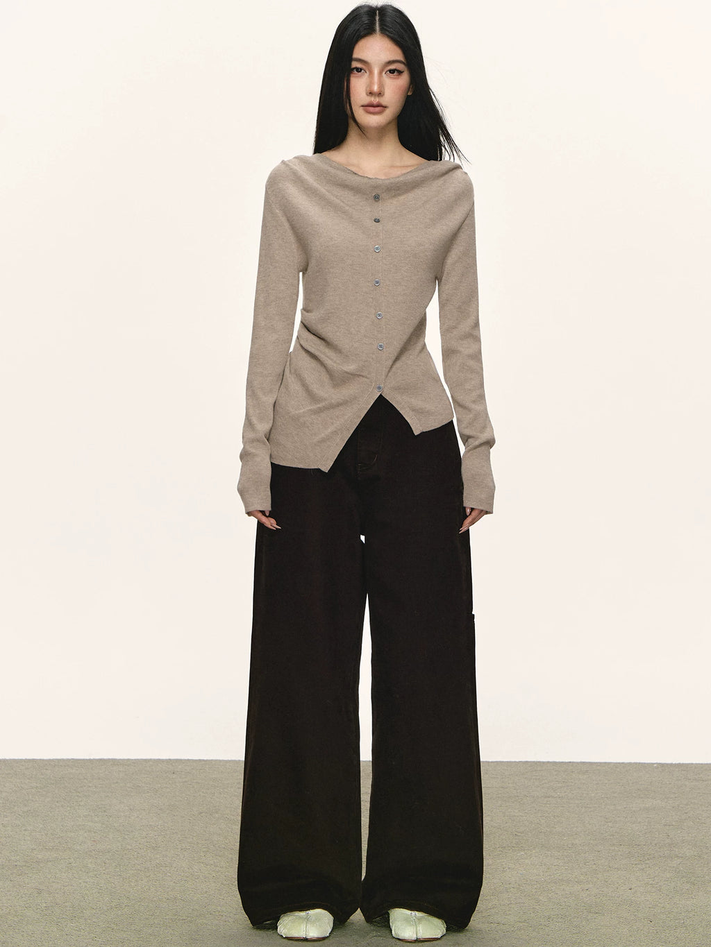 Women's Wool Slim-waist Slim-fit Open-back Long Sleeve Asymmetric Cowl-neck Top Fashion Blouse Shirt for Office Outfits Business Casual Slimming