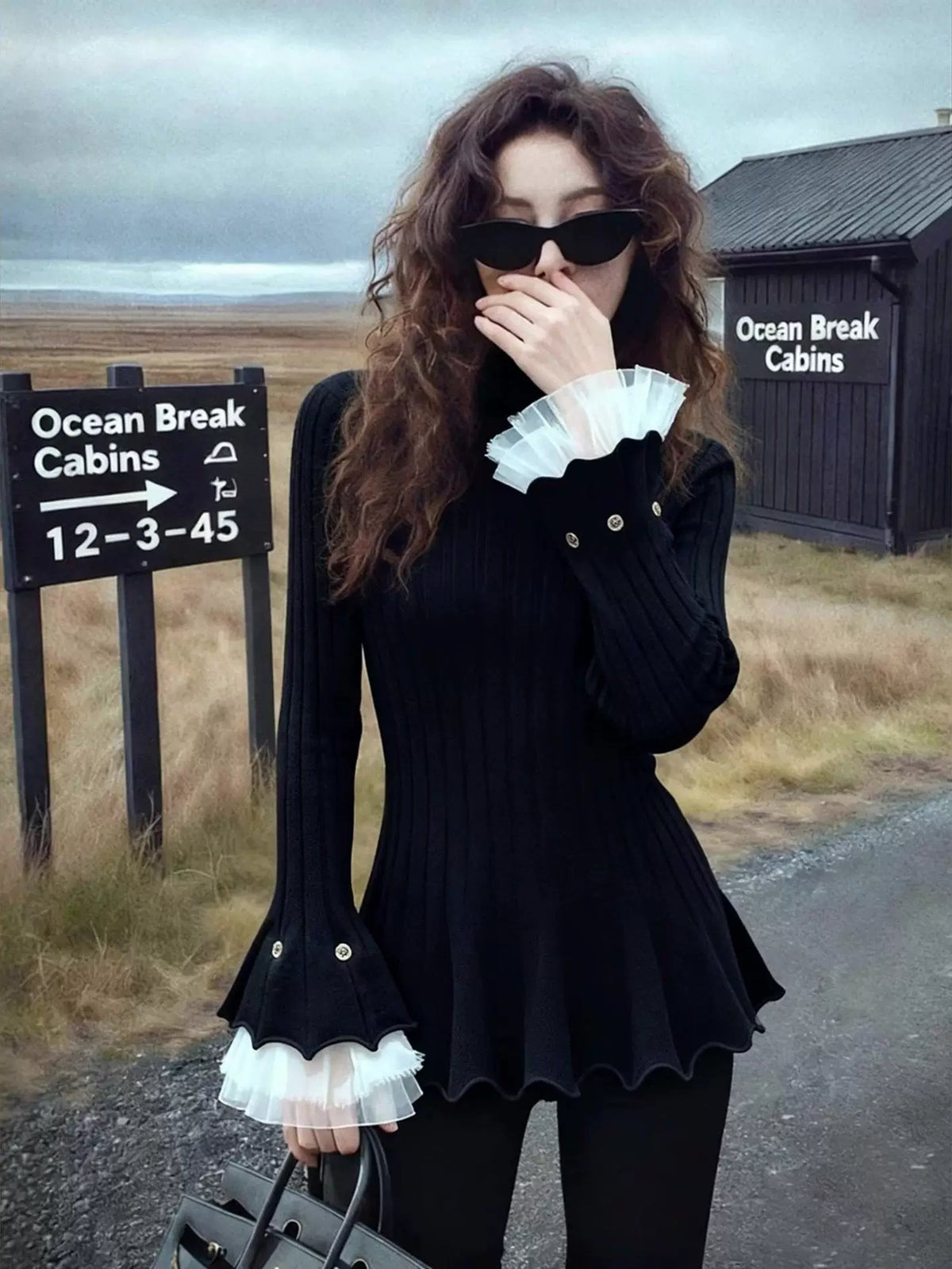 Women's Turtleneck Winter Flare Sleeve Slim-waist Black Slim-fit Top Fashion Blouse Shirt for Office Outfits Business Casual Streetwear Slimming
