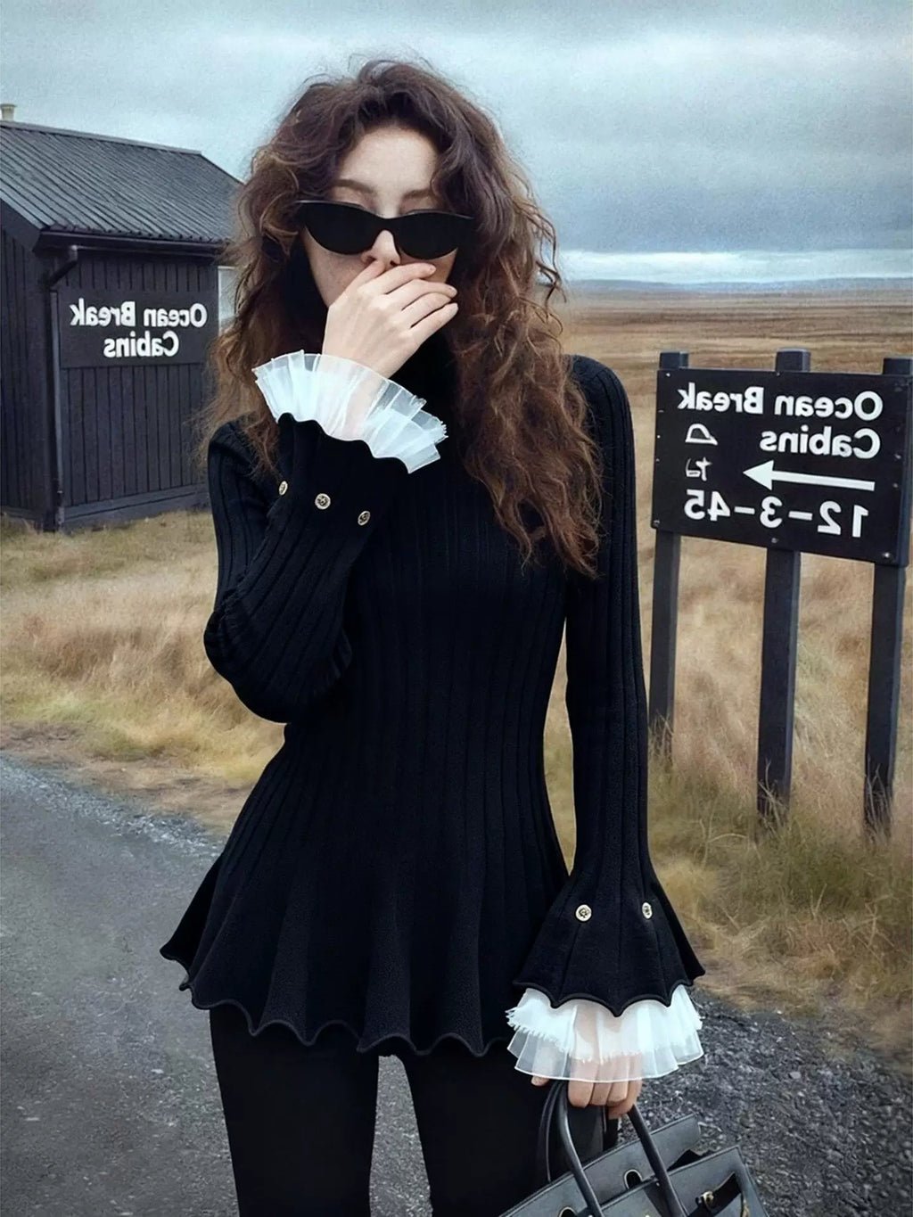 Women's Turtleneck Winter Flare Sleeve Slim-waist Black Slim-fit Top Fashion Blouse Shirt for Office Outfits Business Casual Streetwear Slimming