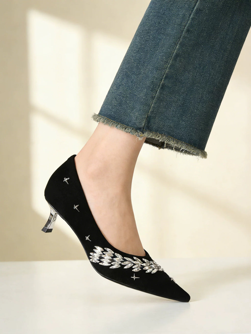 Women's Heels & Pumps photo 2