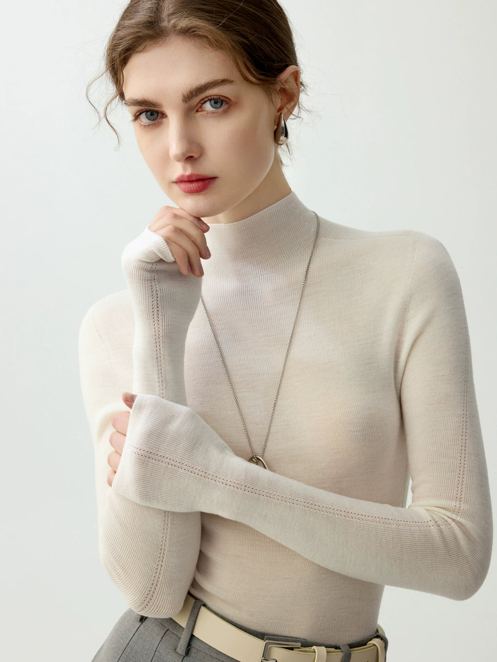 Women's Wool Slim-Fit Cutout Sweater Knit Pullover Top for Fall Winter Spring Travel Office Everyday Date Night