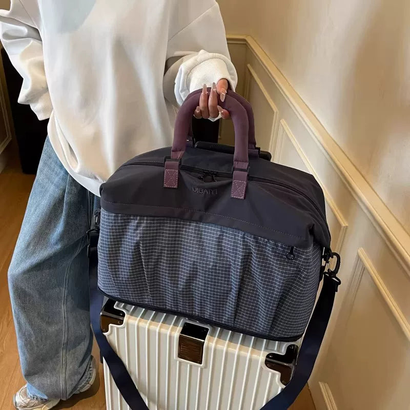 Women's Large-Capacity Travel Duffel Weekend Carry-On Bag for School and Office Work
