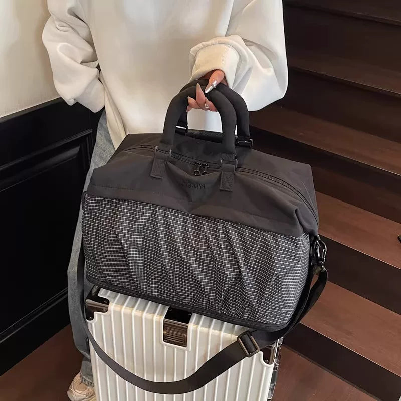 Women's Large-Capacity Travel Duffel Weekend Carry-On Bag for School and Office Work