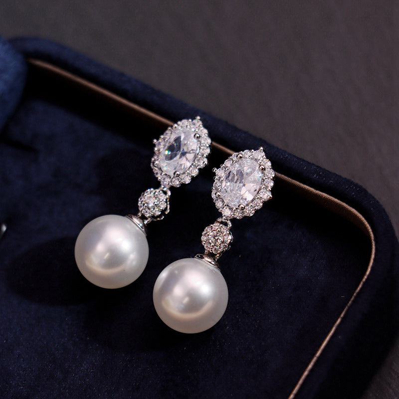 Cubic zirconia jewelry set by Yoshan