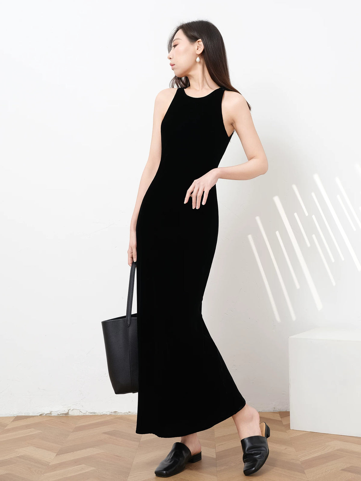 Women's Slim-Waist Sleeveless Maxi Slim-Fit Halter Evening Dress Cowl Neck Party Dress