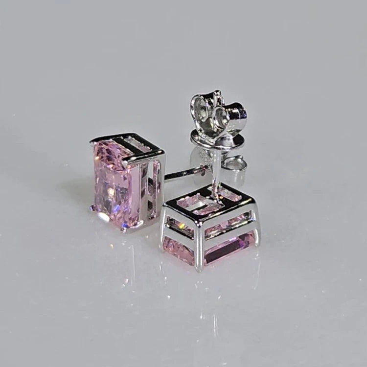 Stud earrings by Yoshan, detail view 7