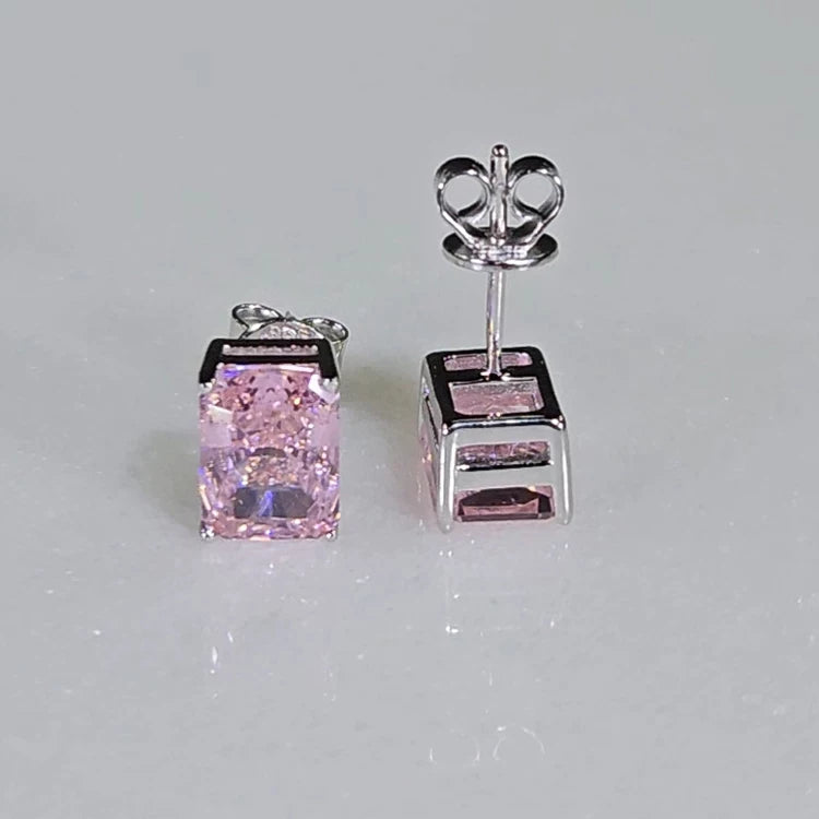 Stud earrings by Yoshan, detail view 8
