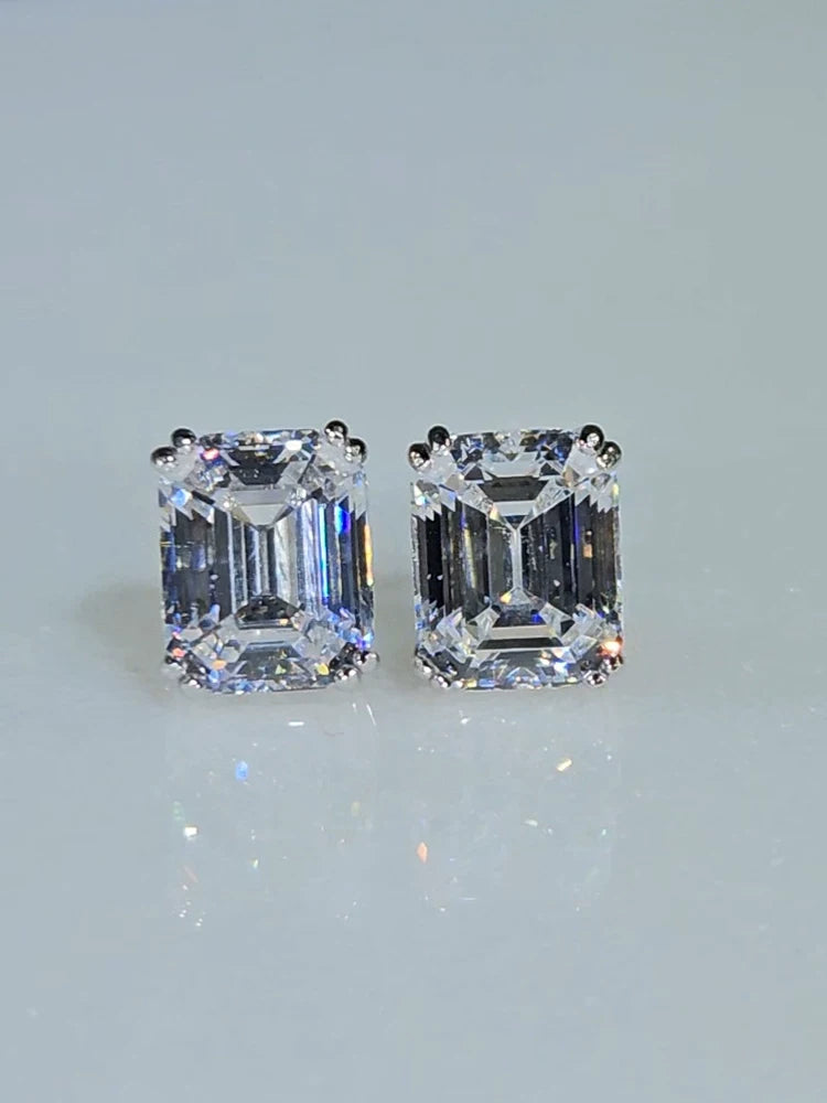 Stud earrings by Yoshan