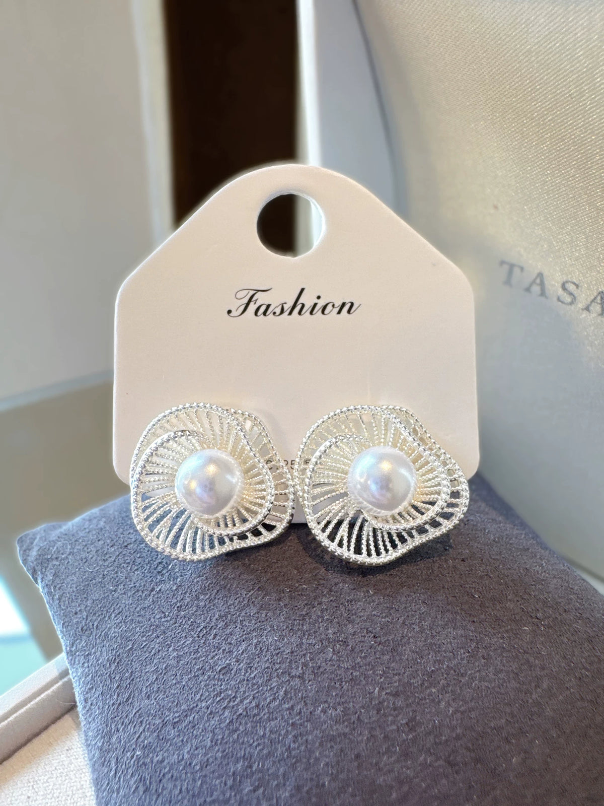 Pearl stud earrings by Yoshan, detail view 6