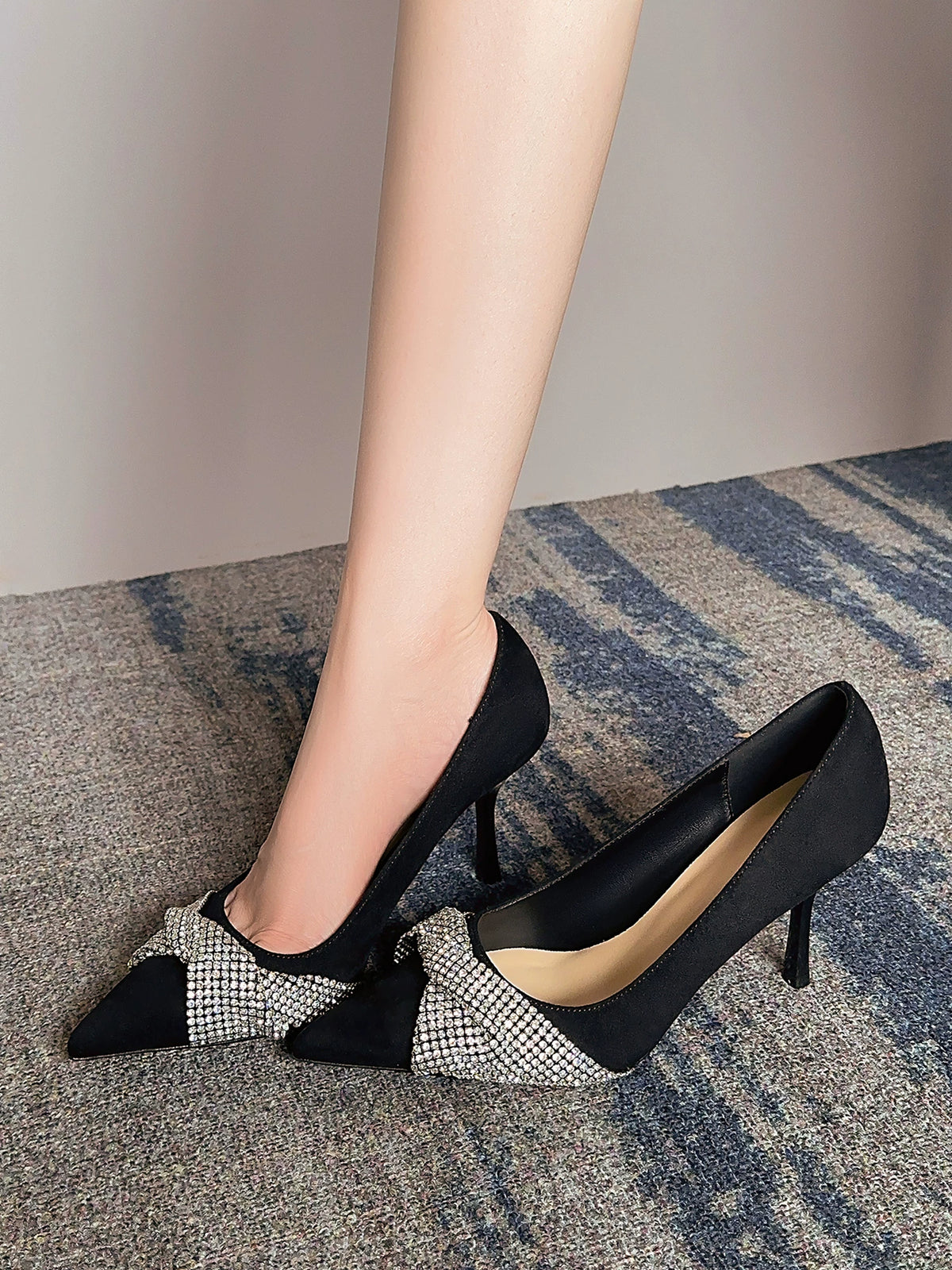Pointed Toe Crystal Workwear Pumps for Women