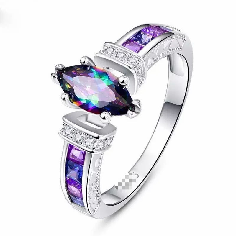 Cubic zirconia jewelry set by Yoshan, detail view 2