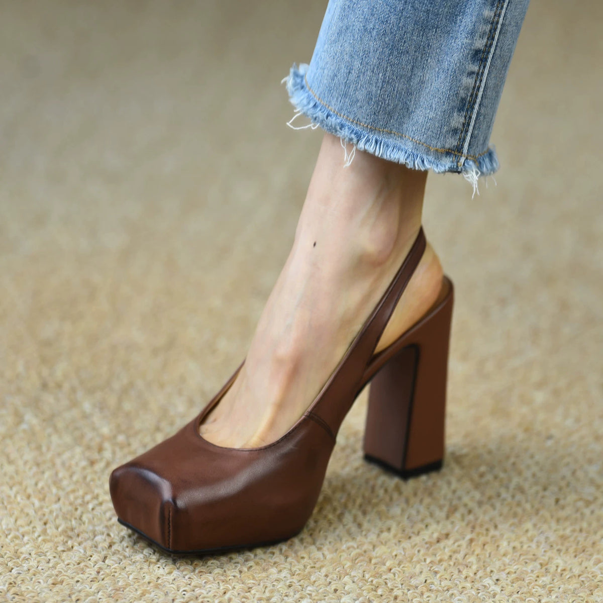 Women's Summer Chunky Sole Platform Square Toe Closed Block Heel High Heel Sandals for Beach Vacation Everyday Wear Travel Office Spring Summer