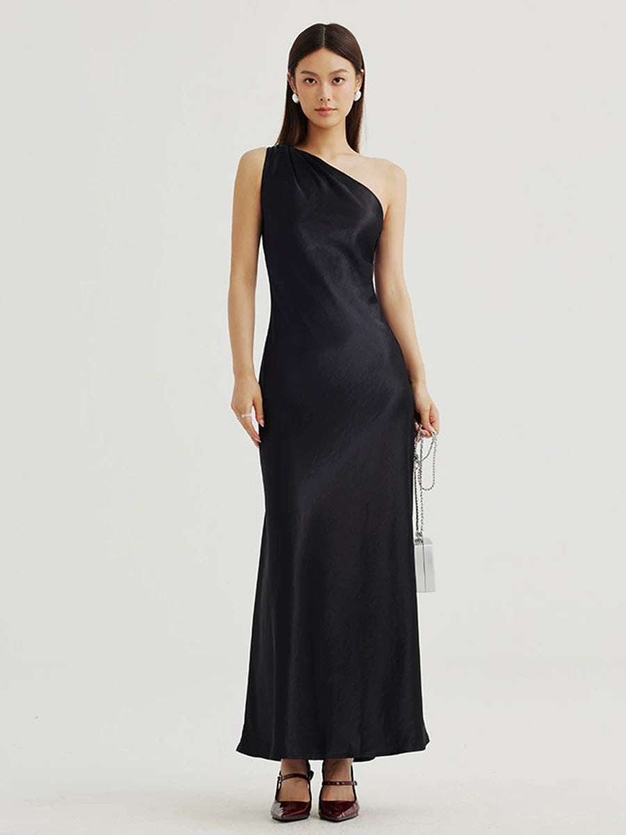 Women's Black Slim-Fit Sleeveless Maxi French-Inspired Halter Evening Dress Cowl Neck Party Dress Tie