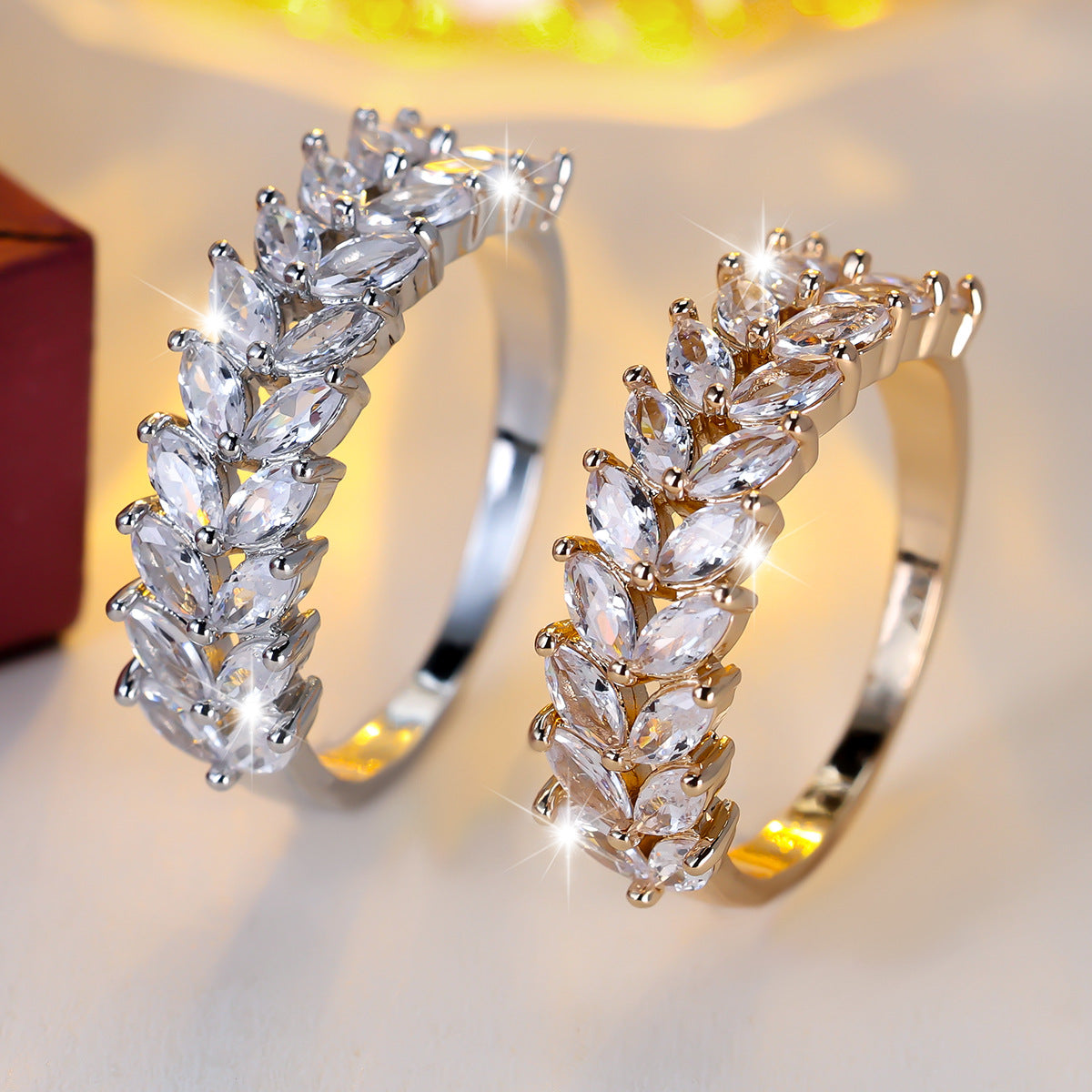Jewelry set by Yoshan, detail view 3