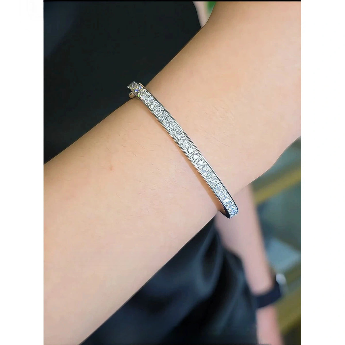 Cuff bracelet by Yoshan, detail view 3