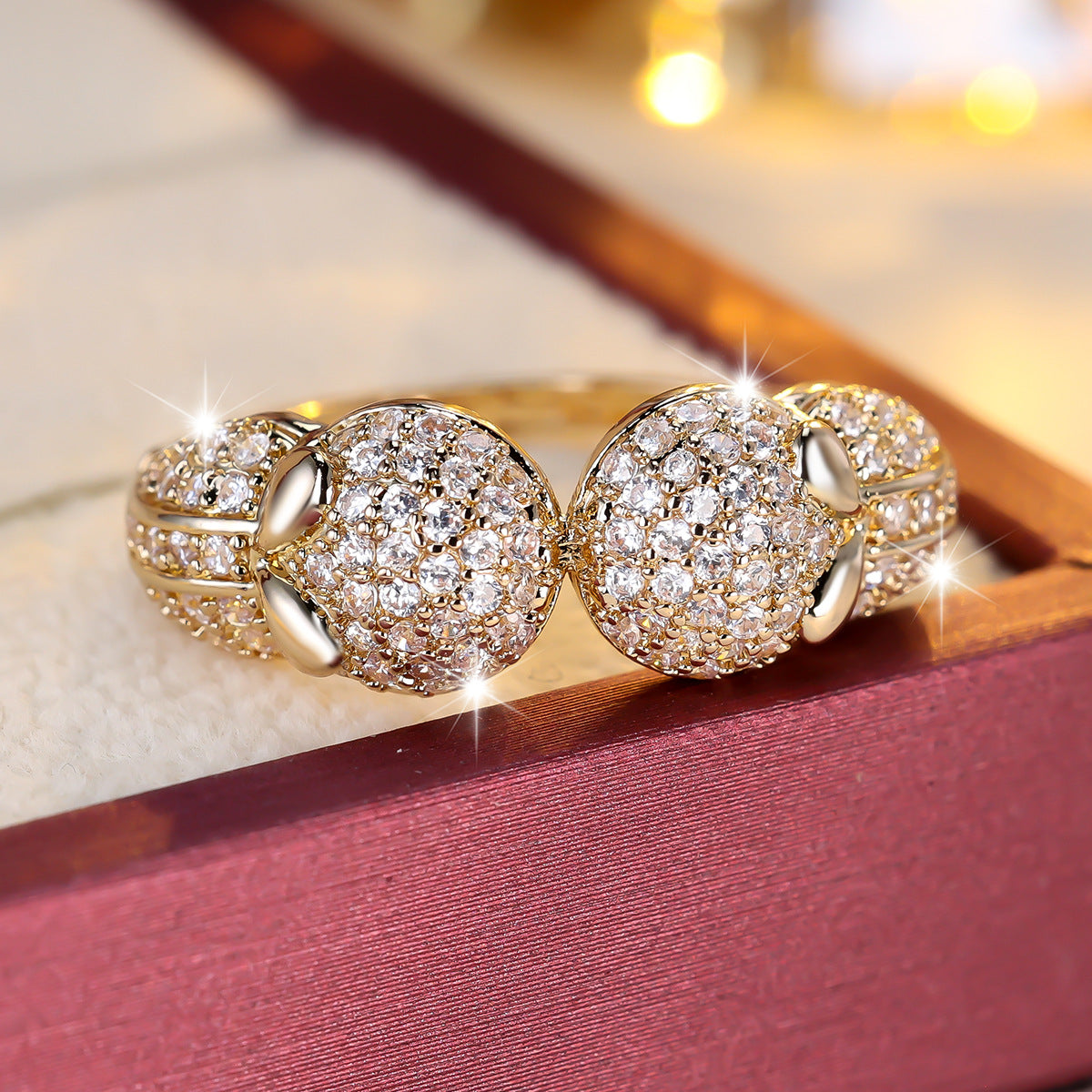 Gold jewelry set by Yoshan