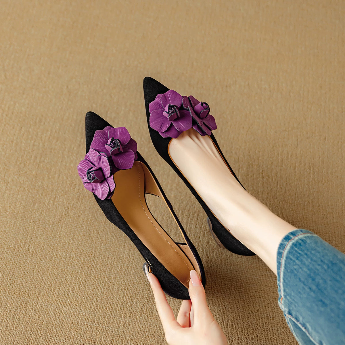 Leather Pointed Toe French-inspired Pumps for Women