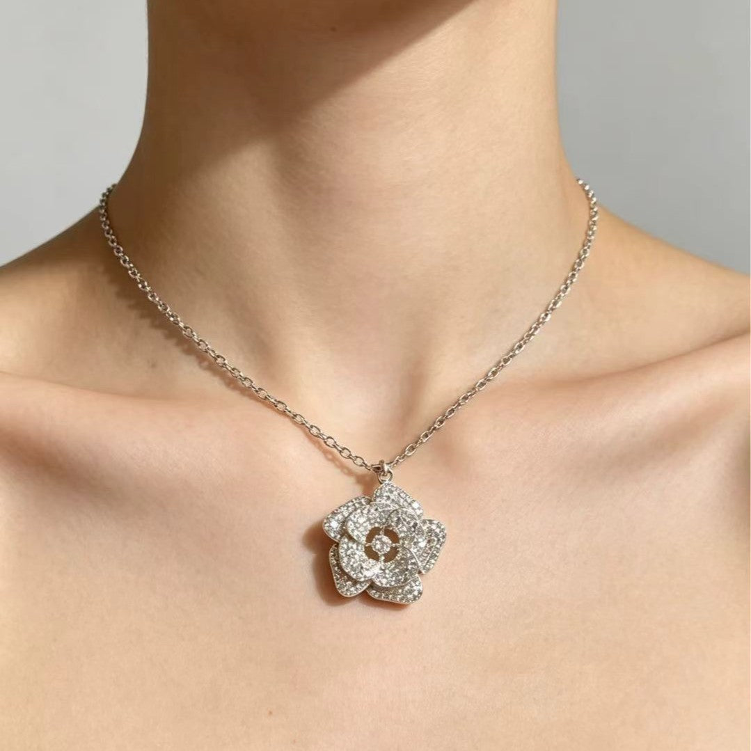 Cubic zirconia floral earrings by Yoshan, detail view 5
