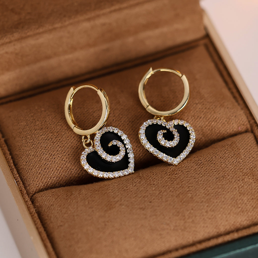 Hoop earrings by Yoshan, detail view 3