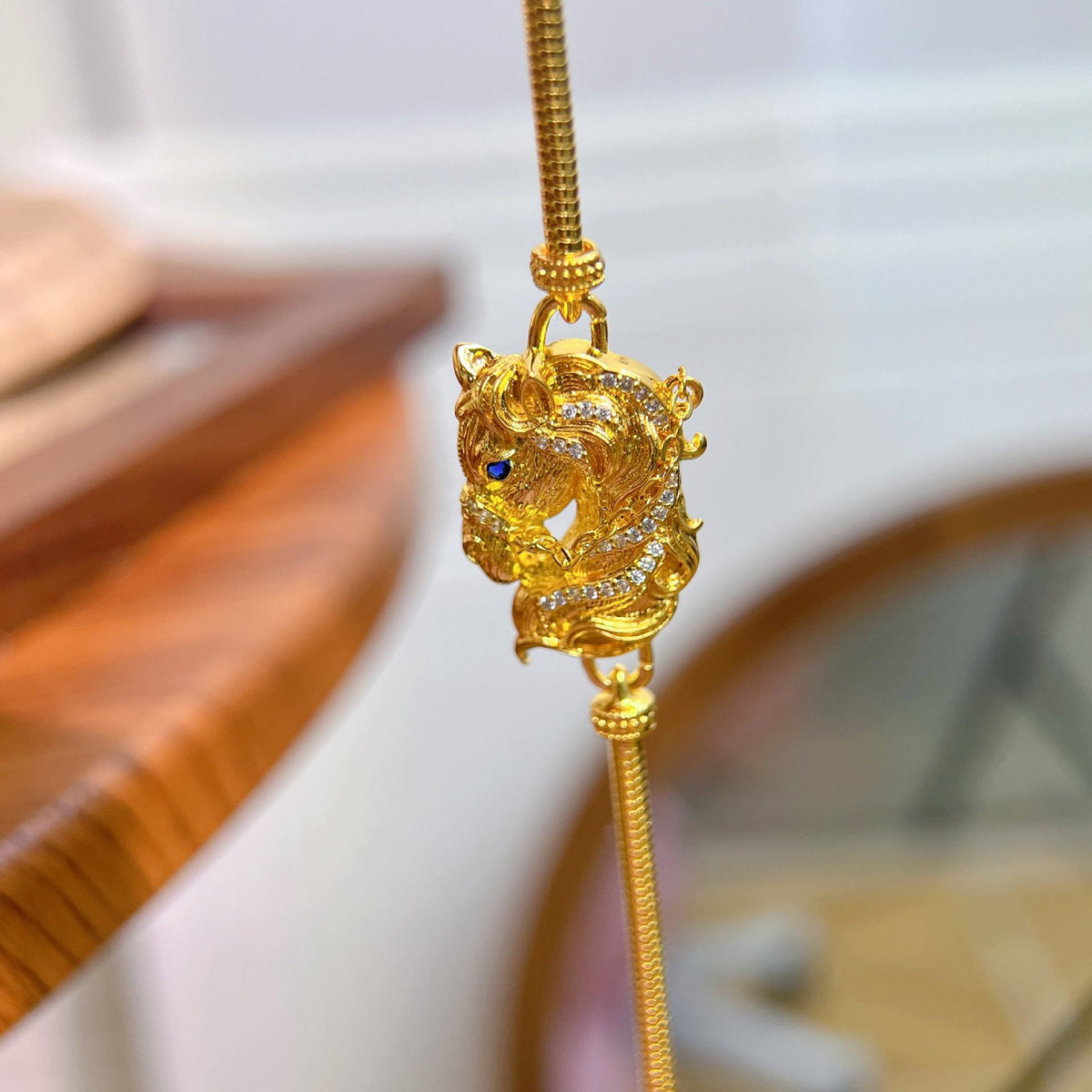 Crystal retro bracelet by Yoshan, detail view 4