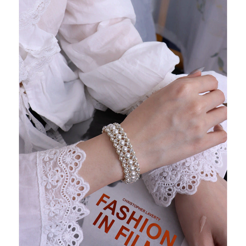 Cubic zirconia lace bracelet by Yoshan, detail view 2