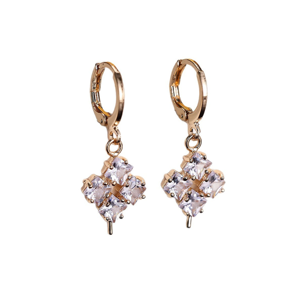 Hoop earrings by Yoshan, detail view 8