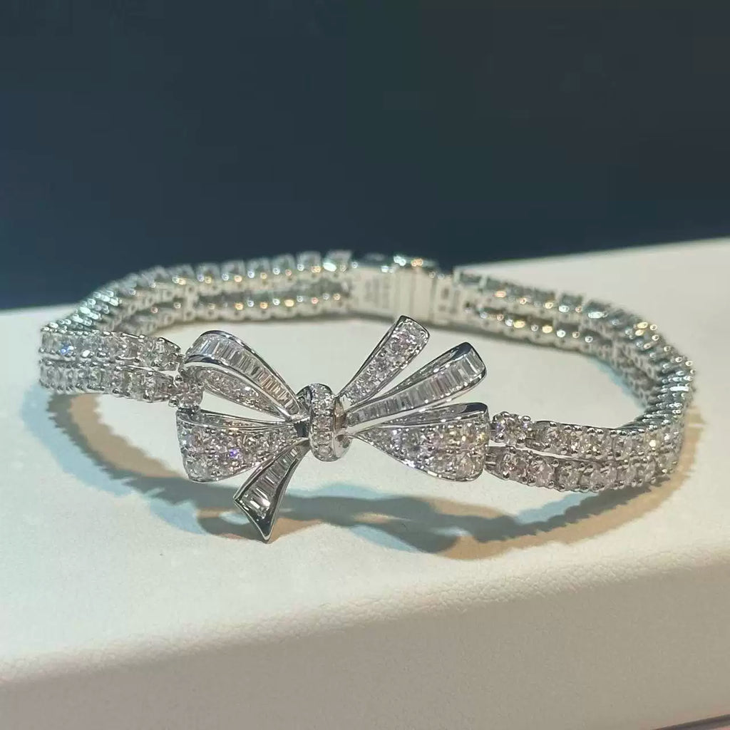 Bow cuff bracelet by Yoshan, detail view 6