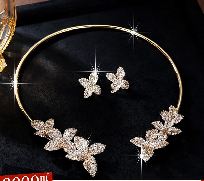 Cubic zirconia floral earrings by Yoshan, detail view 3