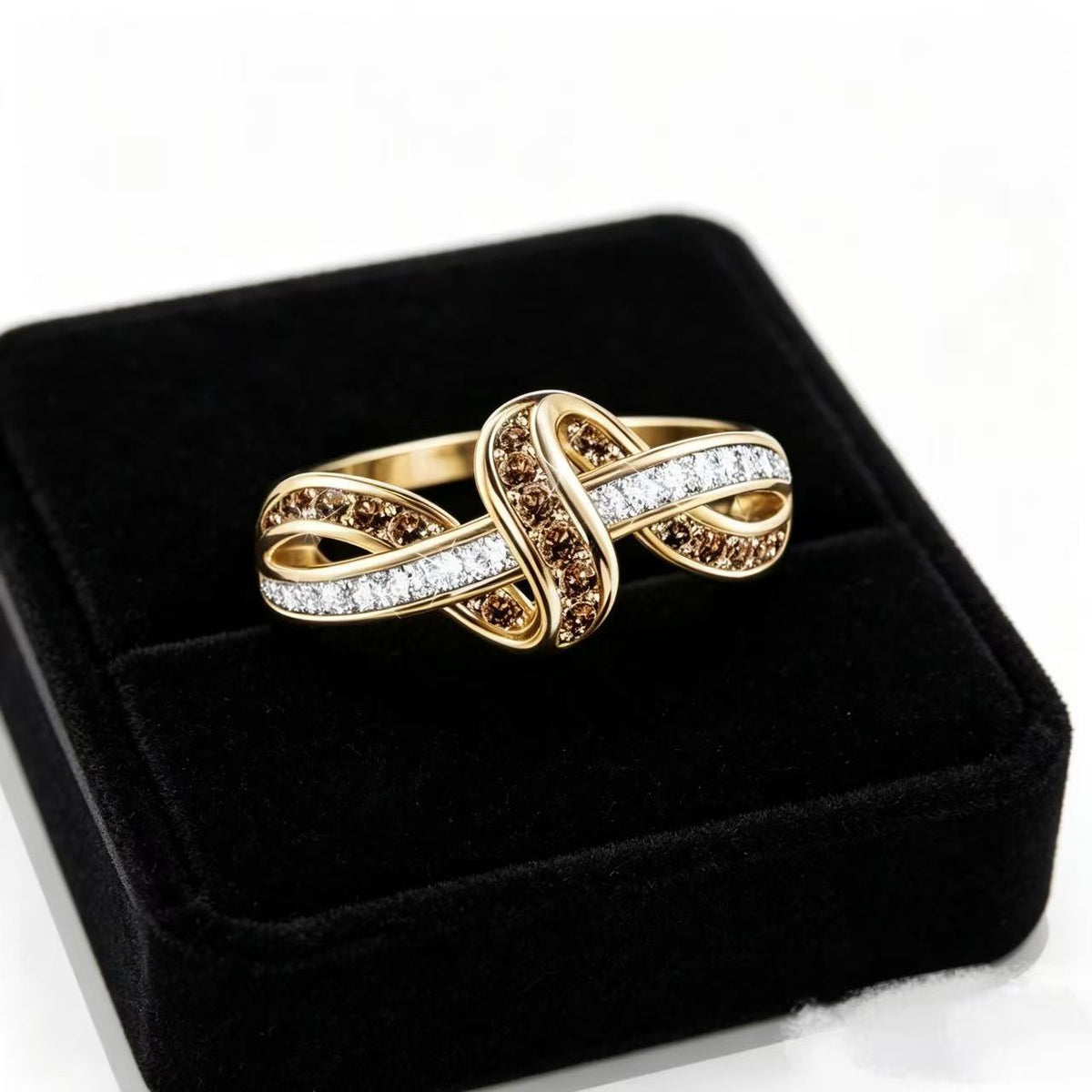 Statement ring by Yoshan, detail view 2