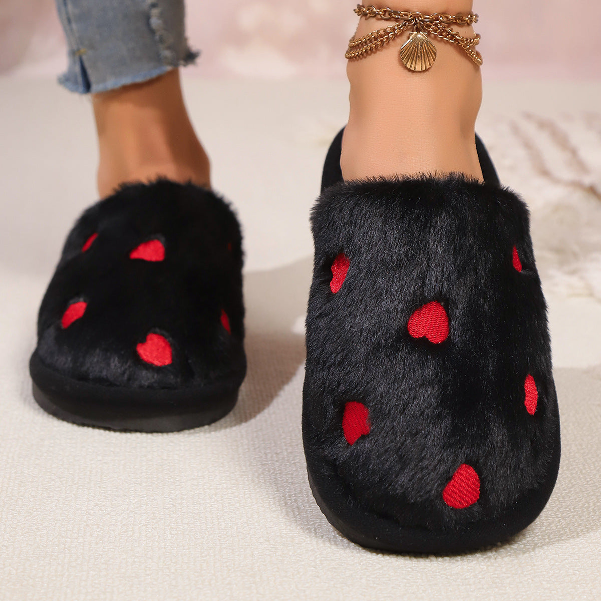 Women's Plush Chunky Sole Closed Toe Fleece-lined Slippers Outdoor Mules