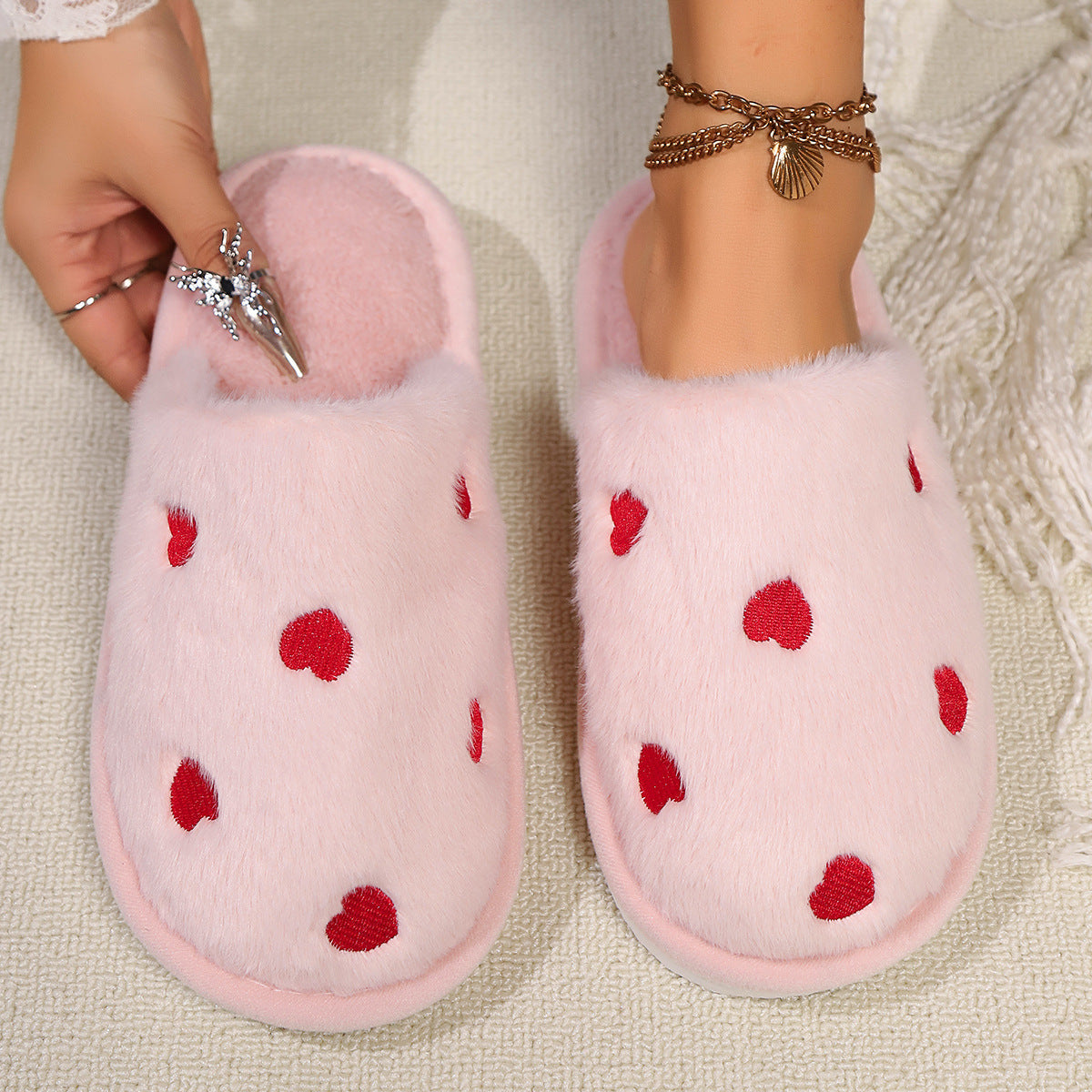Women's Plush Chunky Sole Closed Toe Fleece-lined Slippers Outdoor Mules