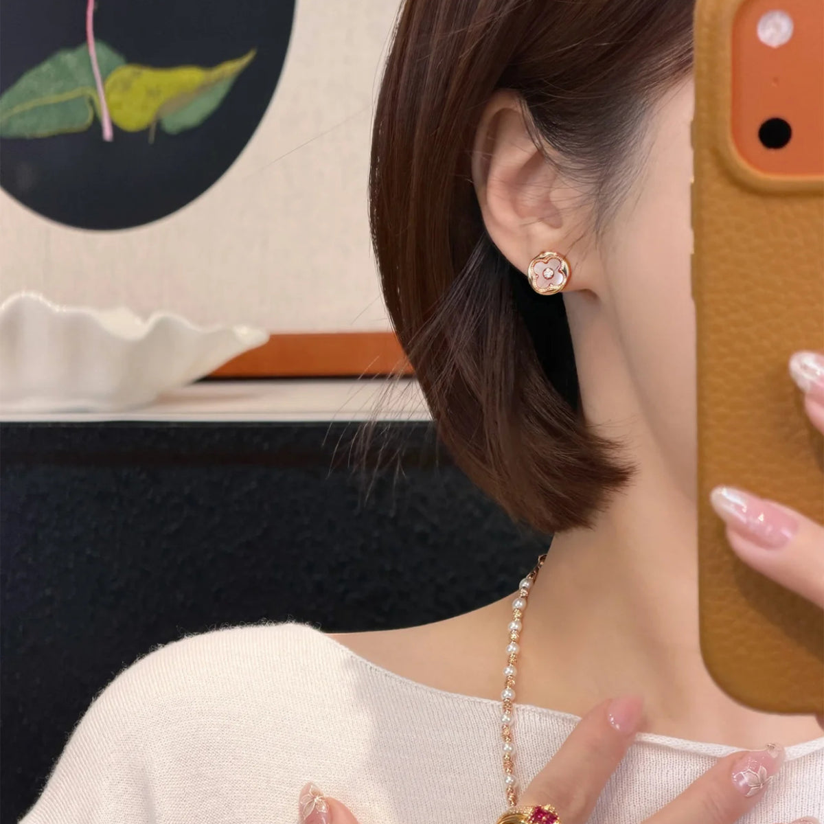 Hoop earrings by Yoshan, detail view 3