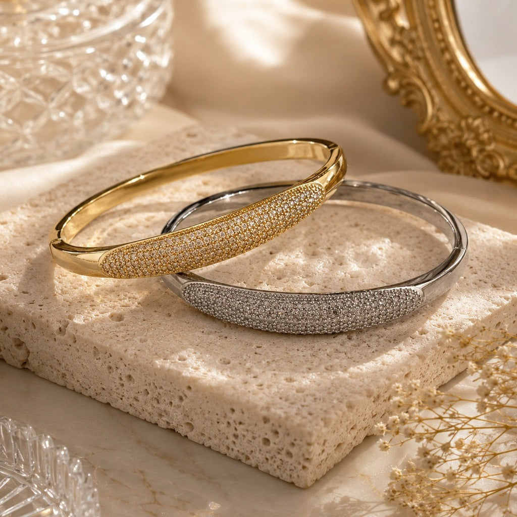 Cuff bracelet by Yoshan, detail view 3