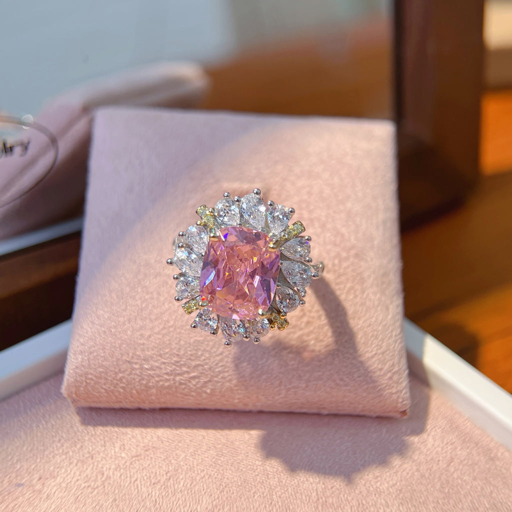 Cubic zirconia jewelry set by Yoshan, detail view 2