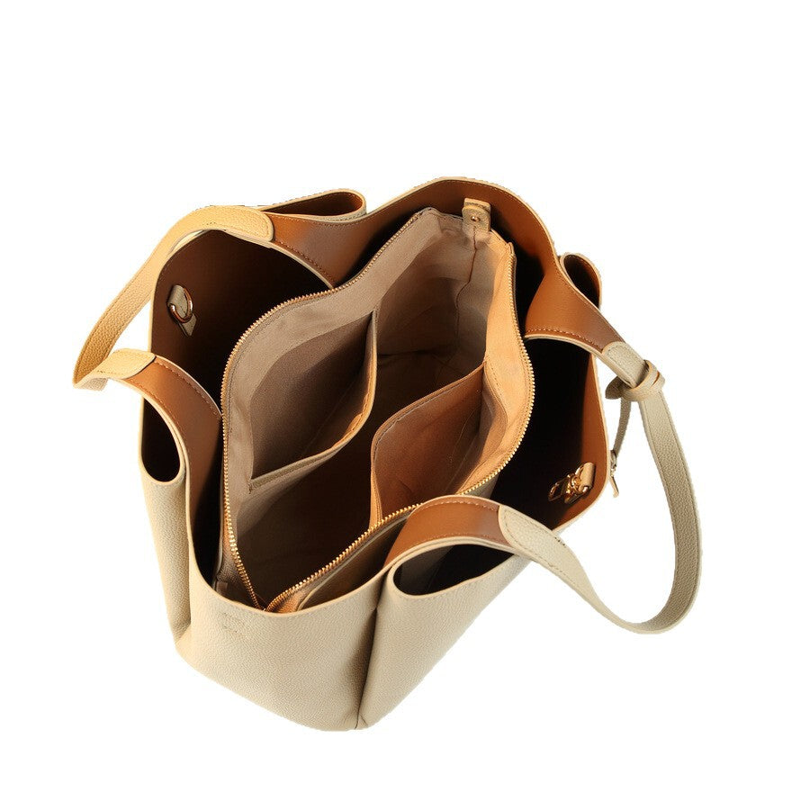 Women's Large-capacity Metal Underarm Bag Crossbody for Travel and Sightseeing Everyday Casual Streetwear Versatile Date Night Office