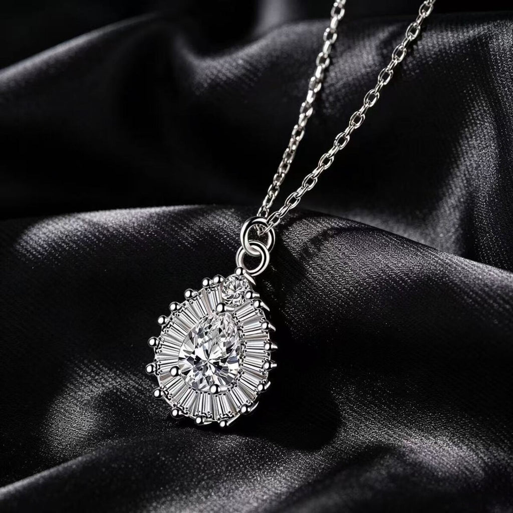 Layered necklace by Yoshan, detail view 2