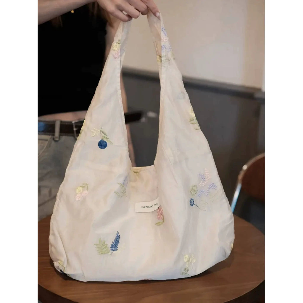 embroidered hoboslouchy hobo (random pattern)