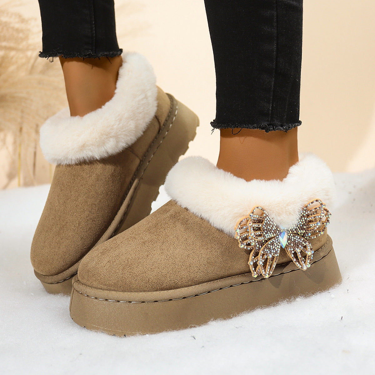 Women's Chunky Sole Fleece-Lined Plus Size Slip-On Casual Winter Snow Boots Ankle