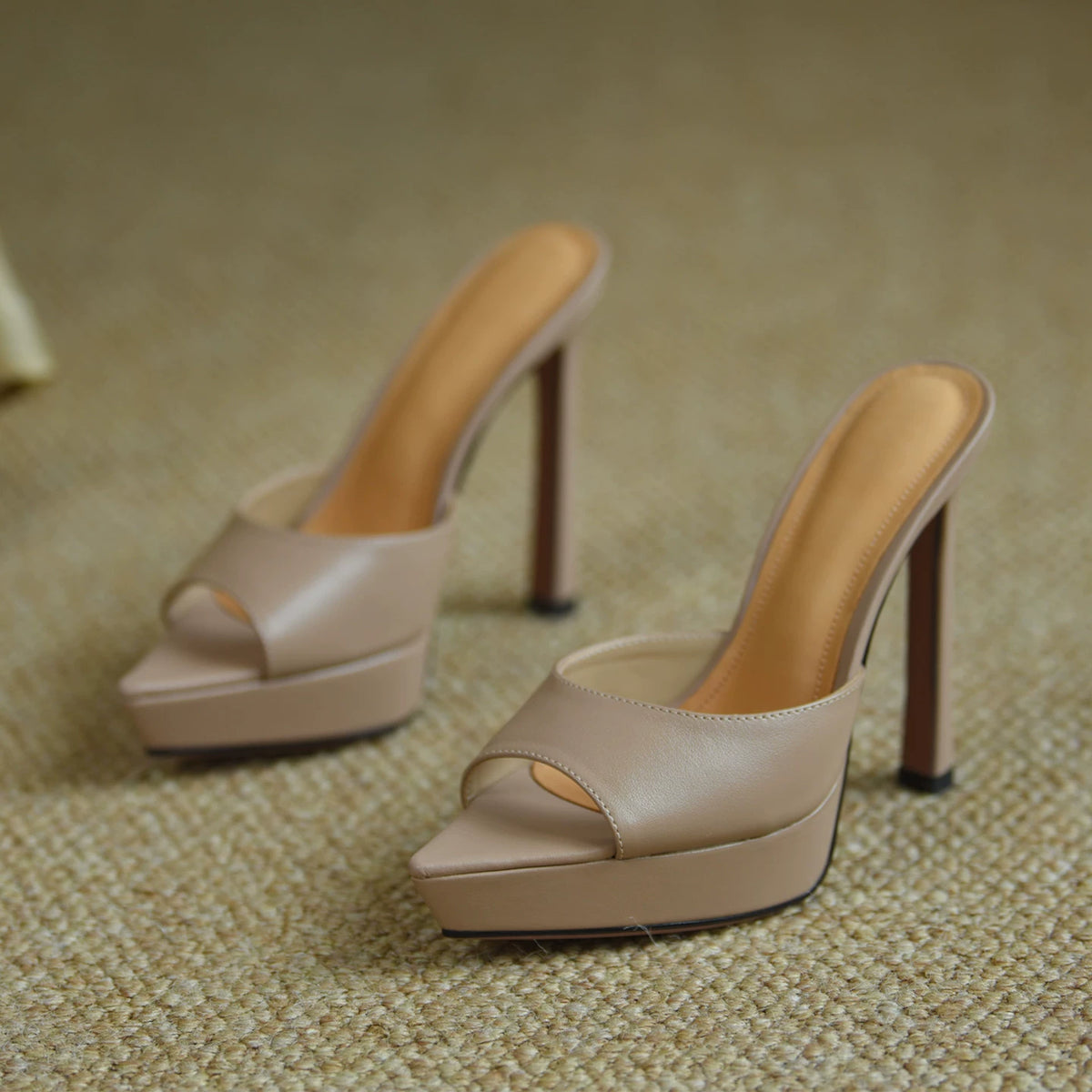 Women's Summer Chunky Sole Pointed Toe Stiletto High Heel French-Inspired Slide Slippers Indoor Outdoor Slides Indoor Comfort Everyday Indoor Wear