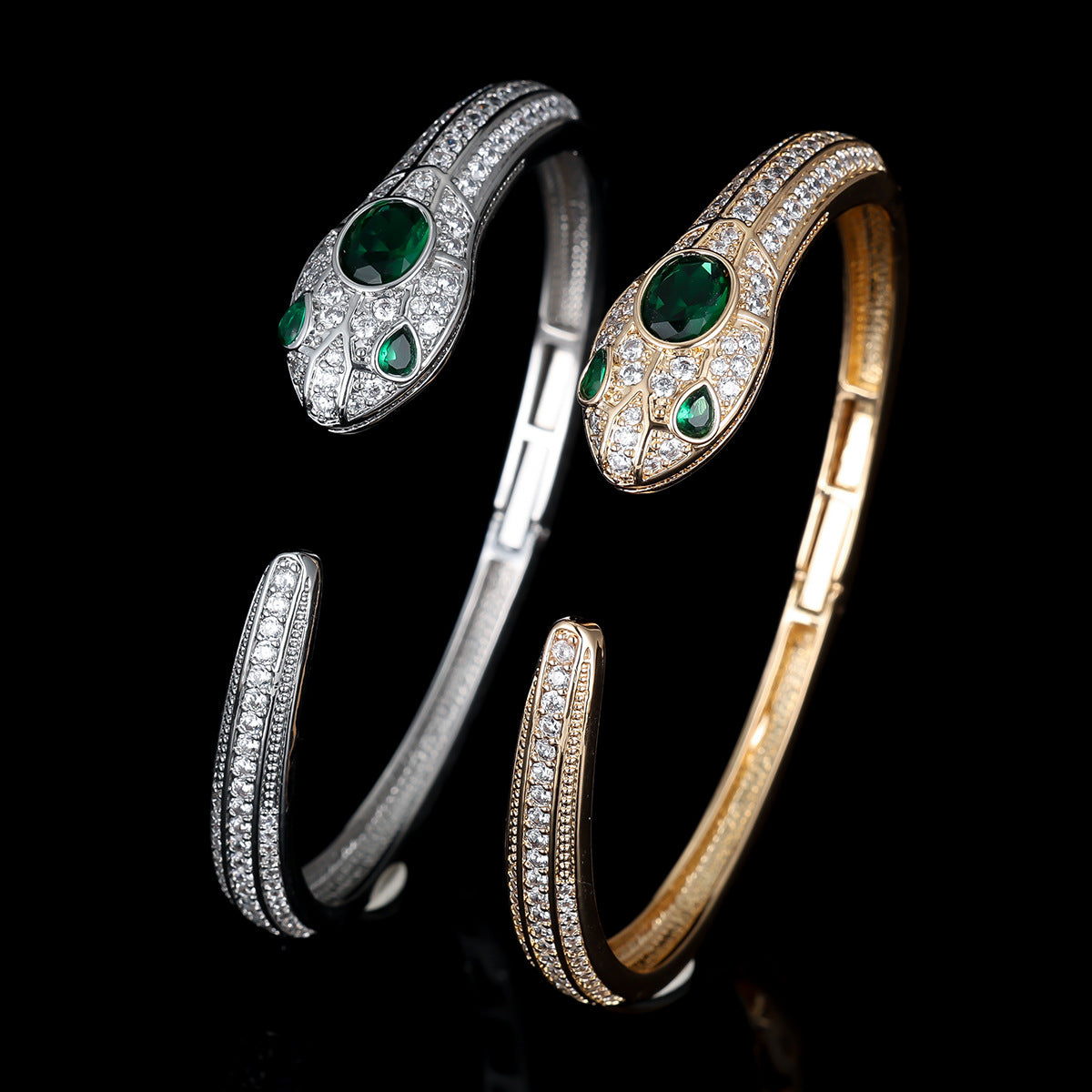 Retro cuff bracelet by Yoshan, detail view 3