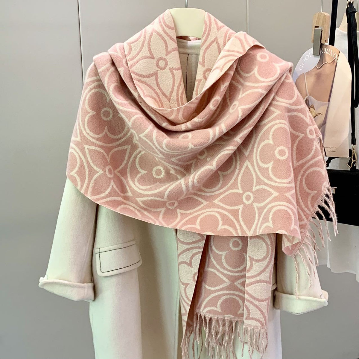 Women's Fall Winter Thickened Fleece-Lined Shawls Scarves Scarf Fashion Wrap Pashmina