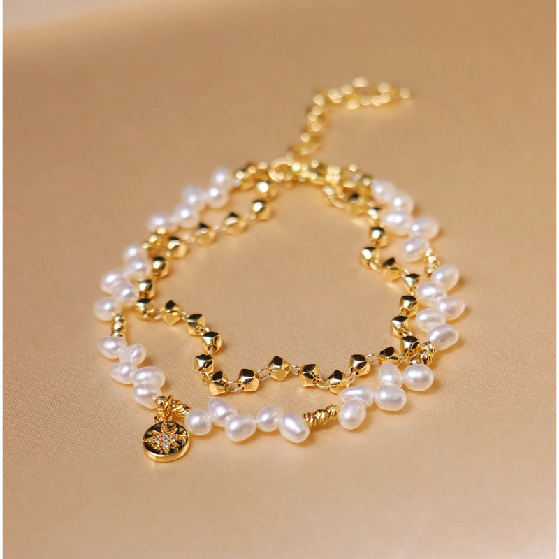 Pearl retro jewelry set by Yoshan, detail view 2