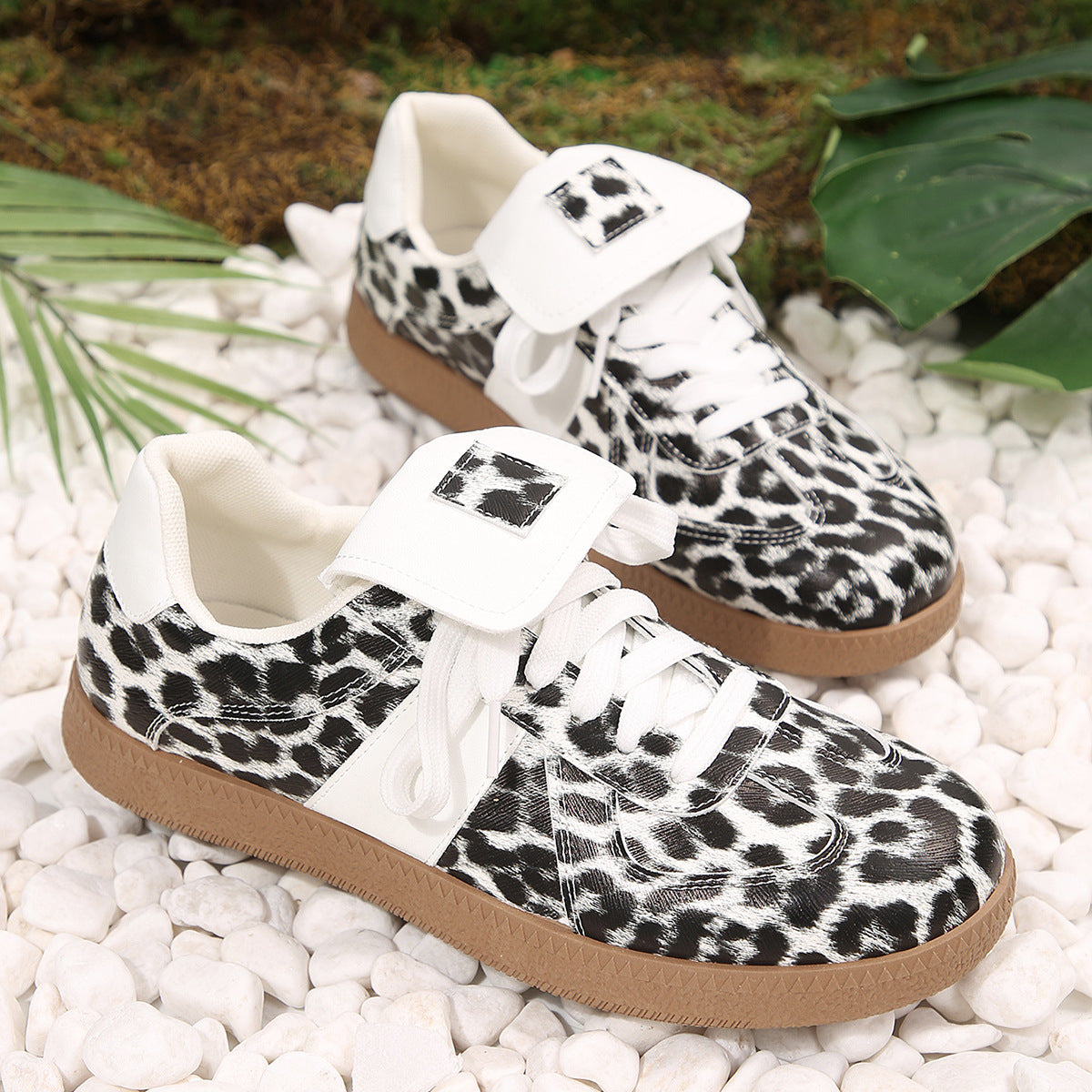 White / EU 36