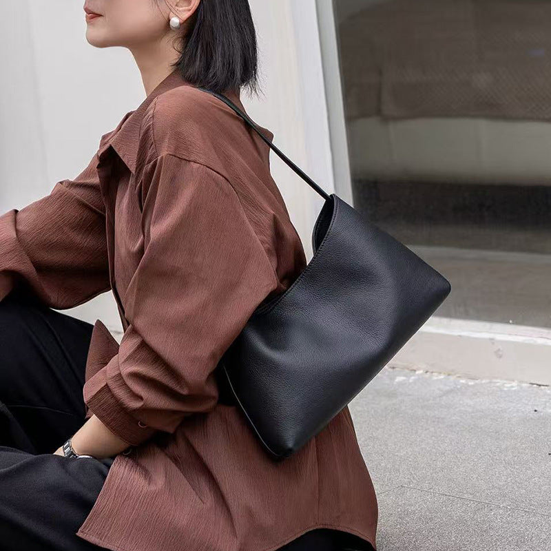 Women's Large-capacity Commute Office Leather Workwear Underarm Bag Crossbody for Travel and Sightseeing Everyday Casual Streetwear Premium Date Night