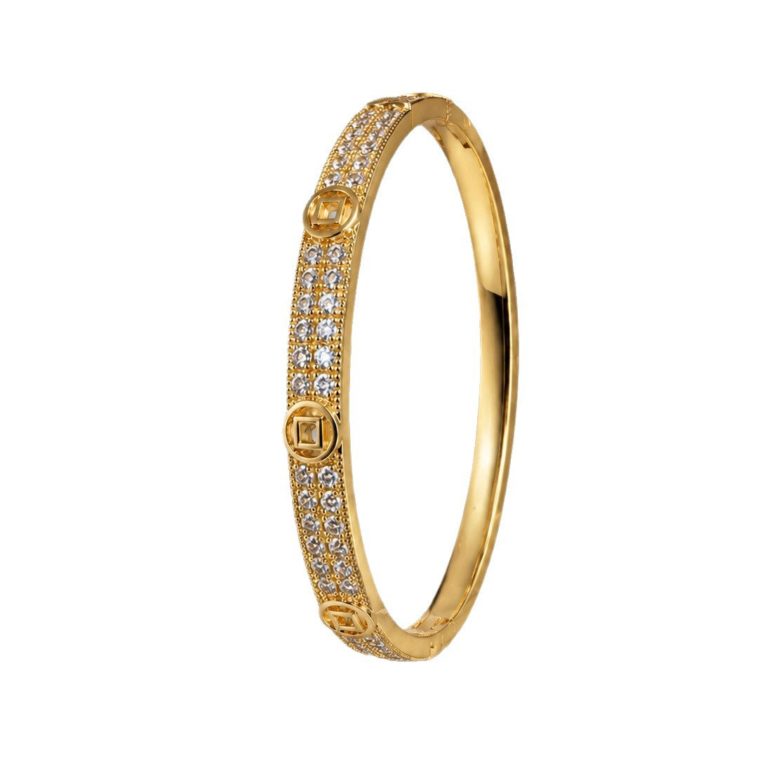 Cuff bracelet by Yoshan, detail view 7