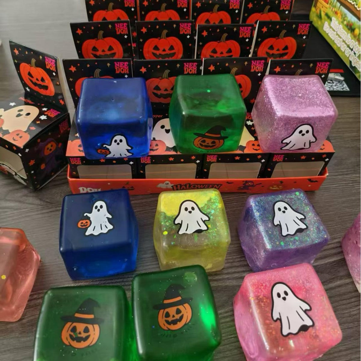 Women's Squeeze Halloween Pumpkin Fidget Toy Sensory Desk Toy