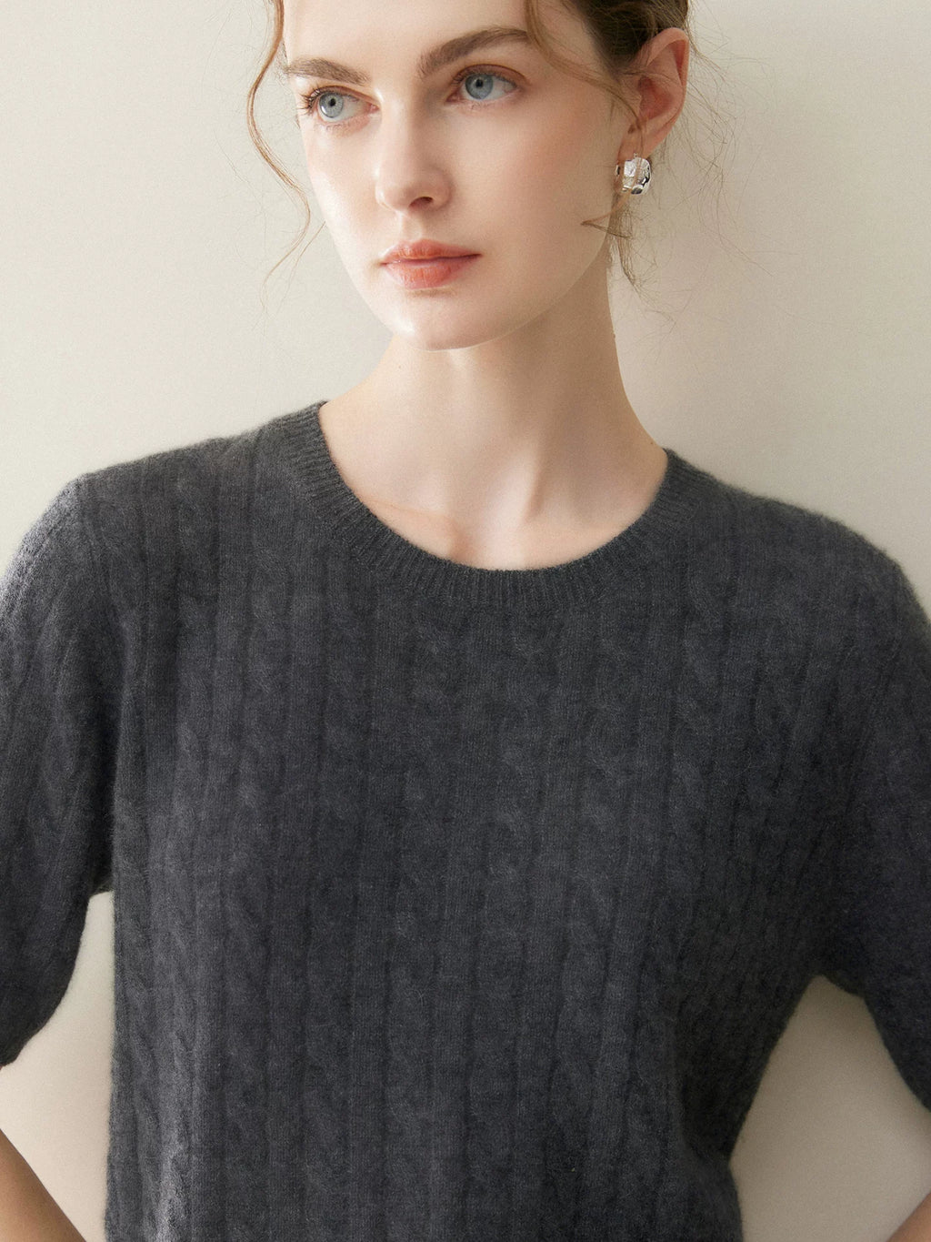 Women's Fall Winter Cropped Sweater Knit Pullover Top for Casual Outfits Spring Travel Office Everyday Date Night